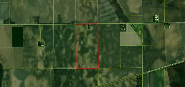 1461 County Road 900 N, Tolono, IL 61880