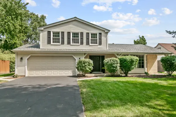 1554 Chickasaw Drive, Naperville, IL 60563