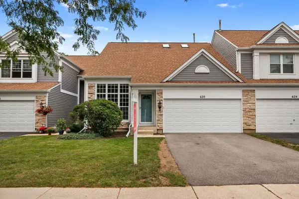 620 N Charter Hall Drive, Palatine, IL 60067