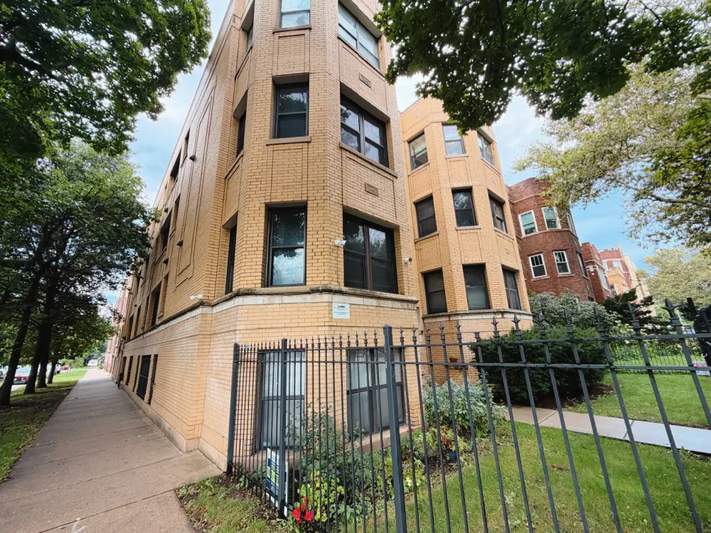 2222 W Rosemont Avenue #2E, Chicago, IL 60659 - #1