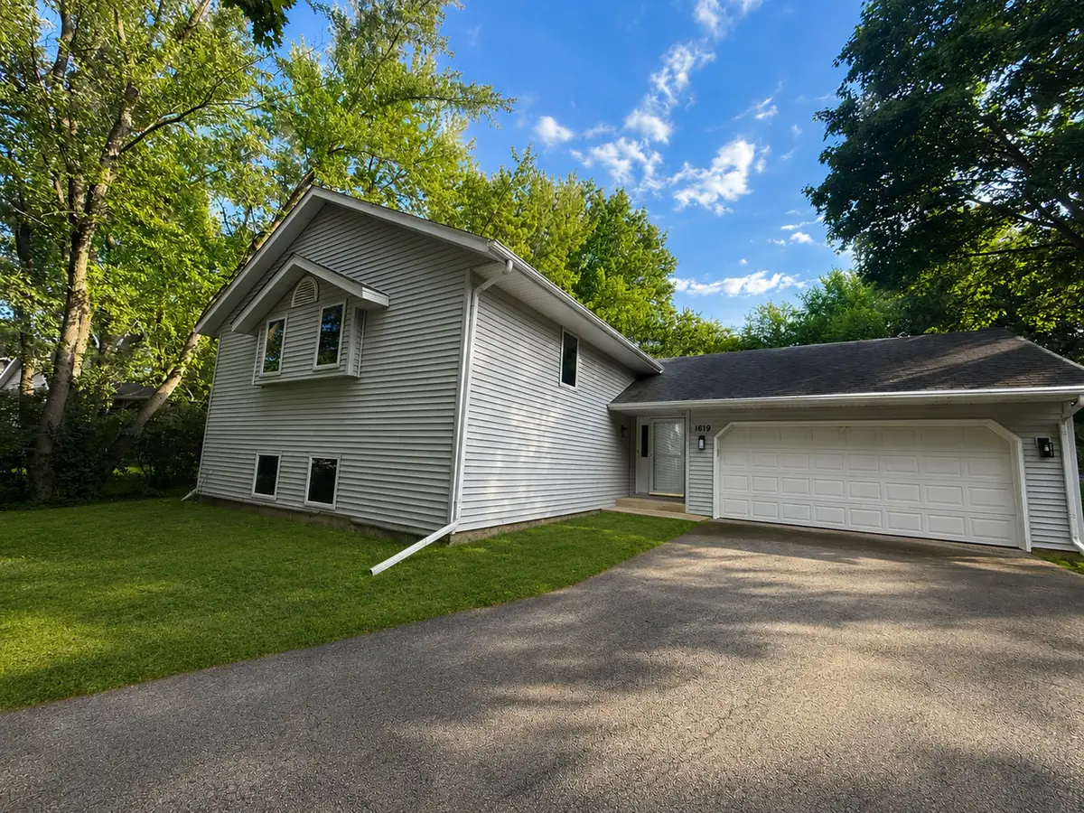 1619 Candlewick Drive Sw, Poplar Grove, IL 61065 - #1
