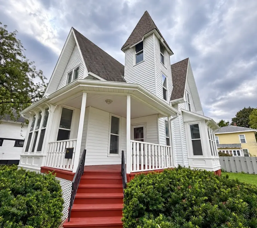 208 W Pells Street, Paxton, IL 60957 - #3