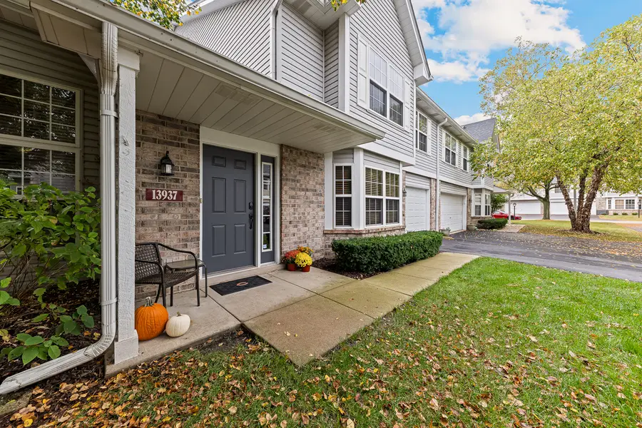 13937 S Cambridge Circle, Plainfield, IL 60544 - #3