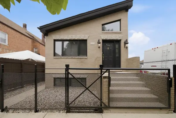 4550 S Mcdowell Avenue, Chicago, IL 60609