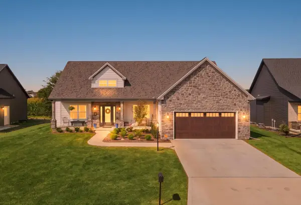 2838 E Stone Creek Boulevard, Urbana, IL 61802