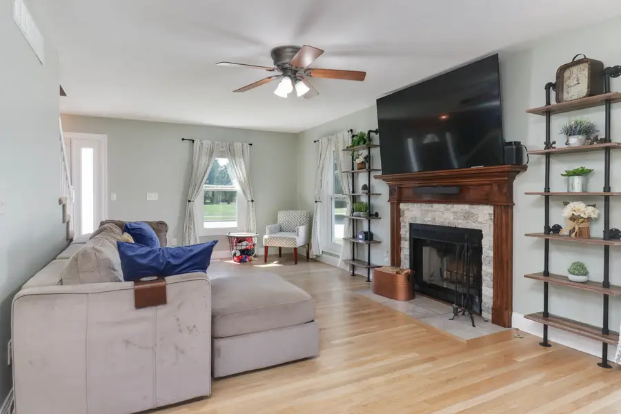 4 Lexis Court, Bloomington, IL 61704 - #3