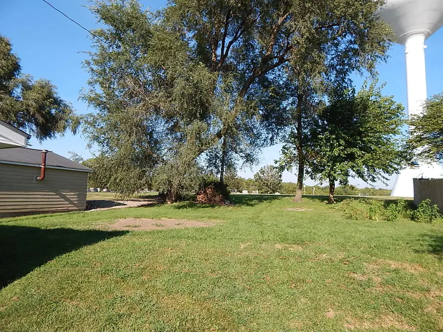1109 Hacker Street, Buffalo, IA 52728 - #3