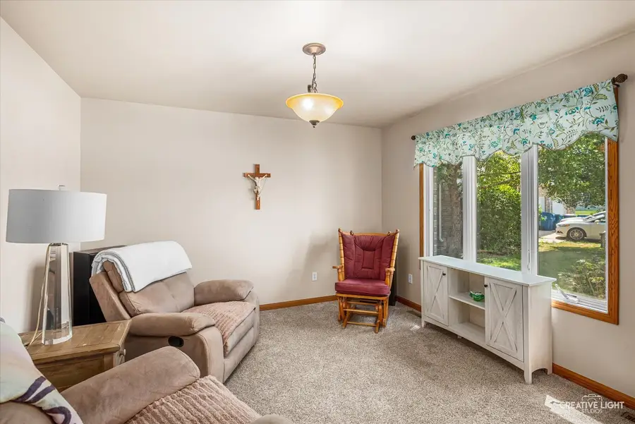 1932 Taller Road, Morris, IL 60450 - #3