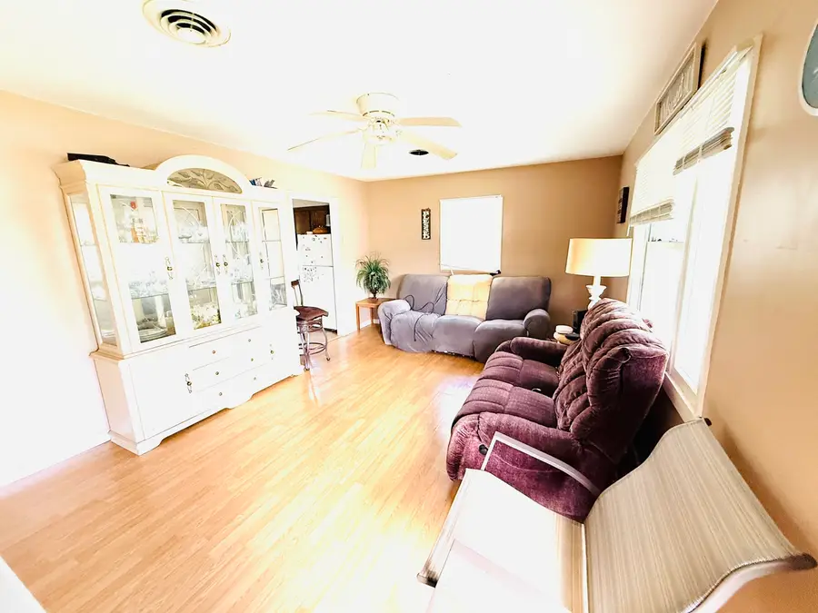 Address Withheld By Seller, Hoopeston, IL 60942 - #2