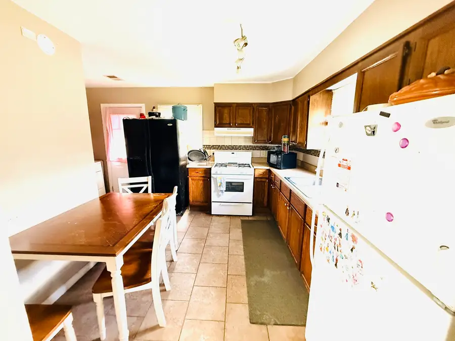 Address Withheld By Seller, Hoopeston, IL 60942 - #3