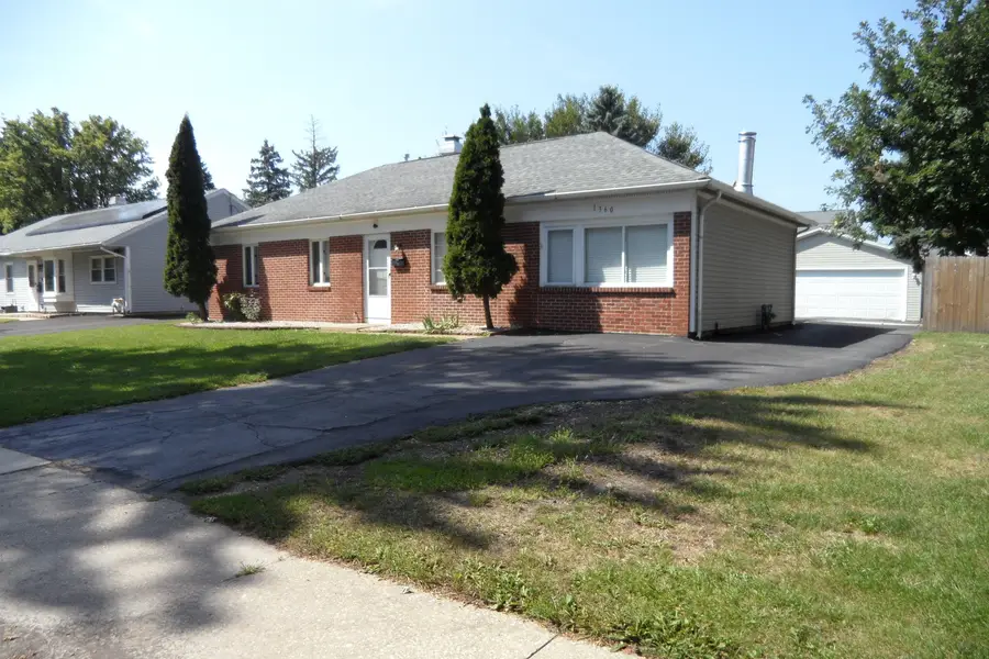 1360 N Elmwood Drive, Aurora, IL 60506 - #2