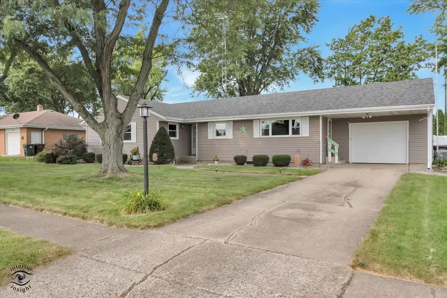 365 N Elm Street, Herscher, IL 60941 - #2