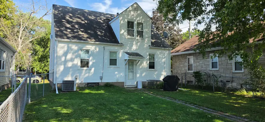 2379 30th Street, Moline, IL 61265 - #3