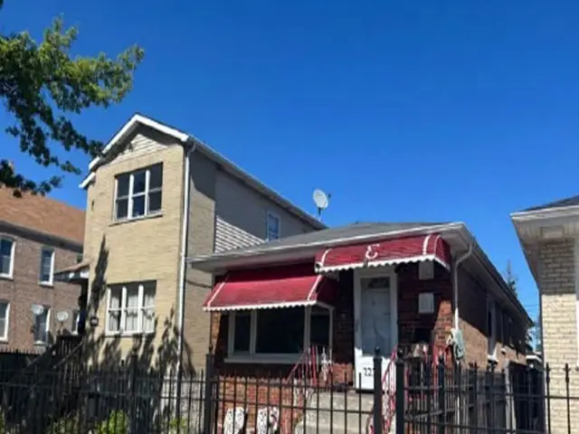 2225 S Kenneth Avenue, Chicago, IL 60623 - #2
