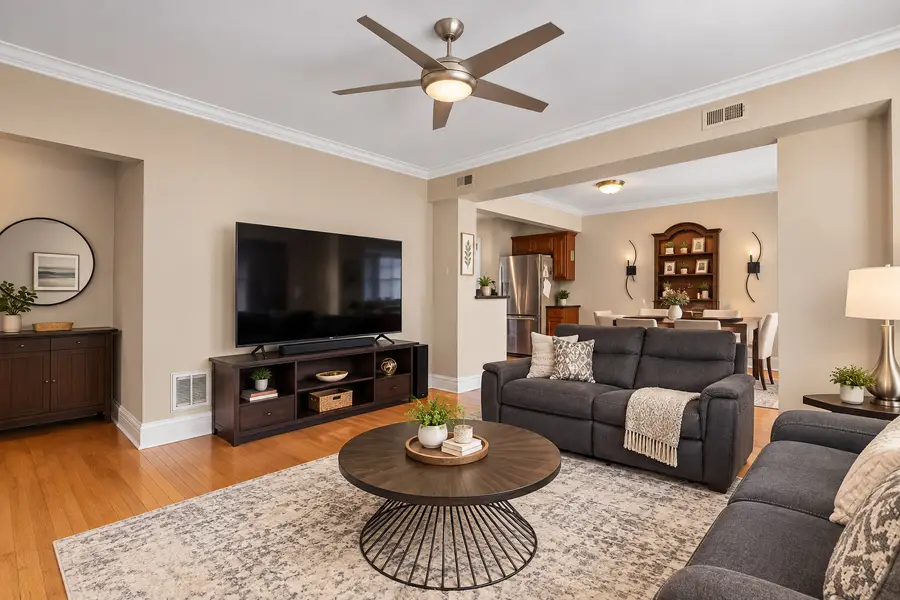 4211 N Keystone Avenue #2E, Chicago, IL 60641 - #2