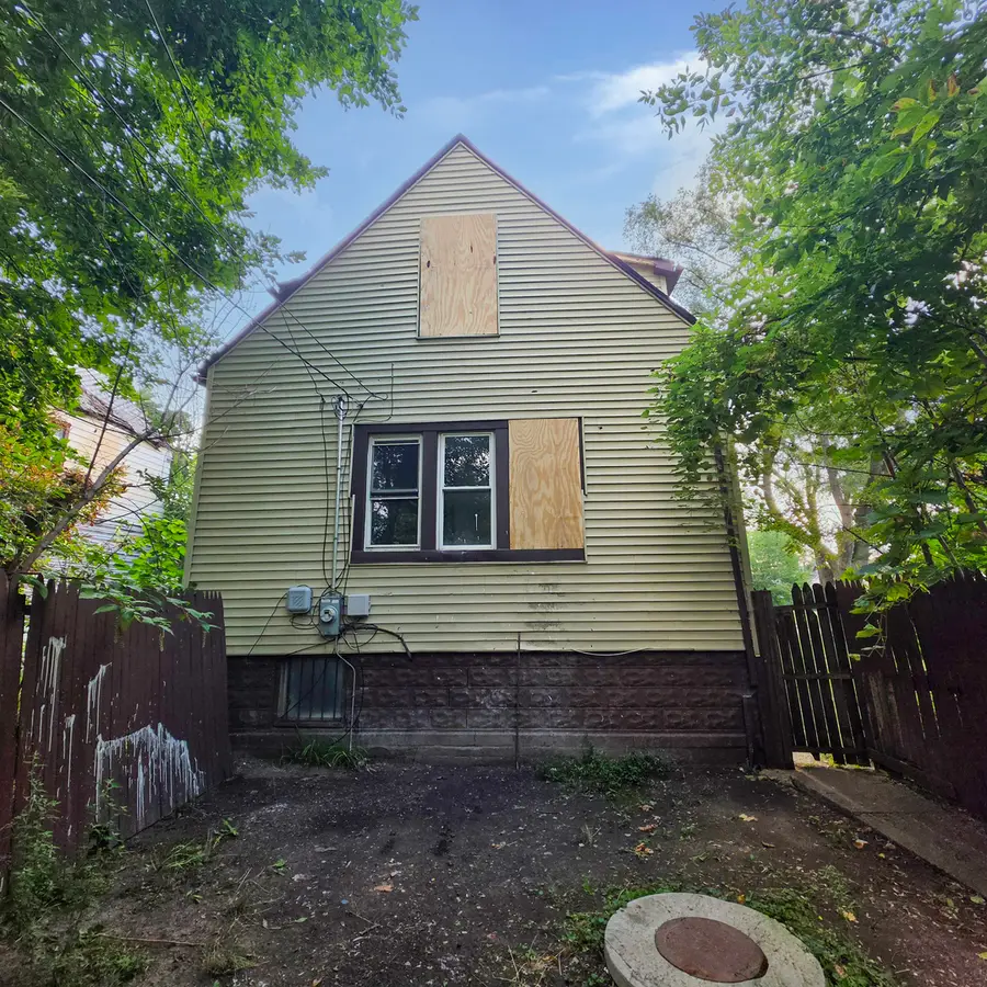 11936 S Prairie Avenue, Chicago, IL 60628 - #2