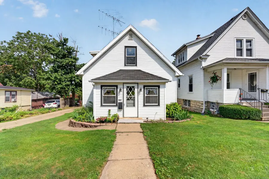 1107 Sterling Avenue, Joliet, IL 60432 - #2