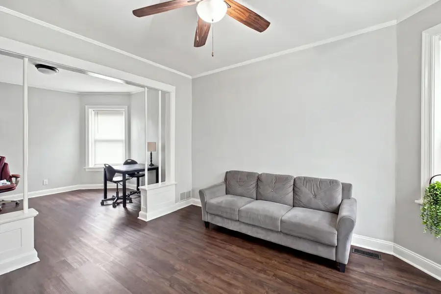 4833 W Gladys Avenue, Chicago, IL 60644 - #3