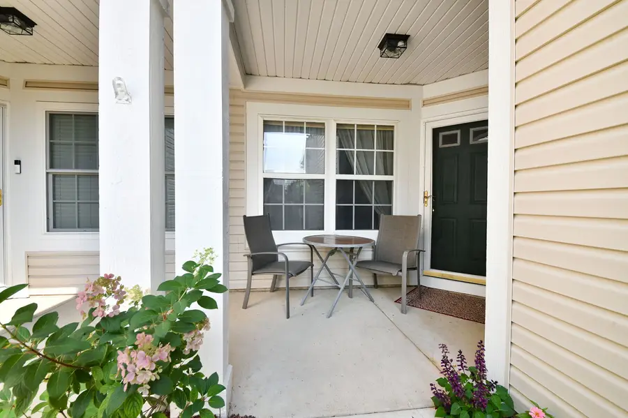 32103 Millard Circle, Warrenville, IL 60555 - #2