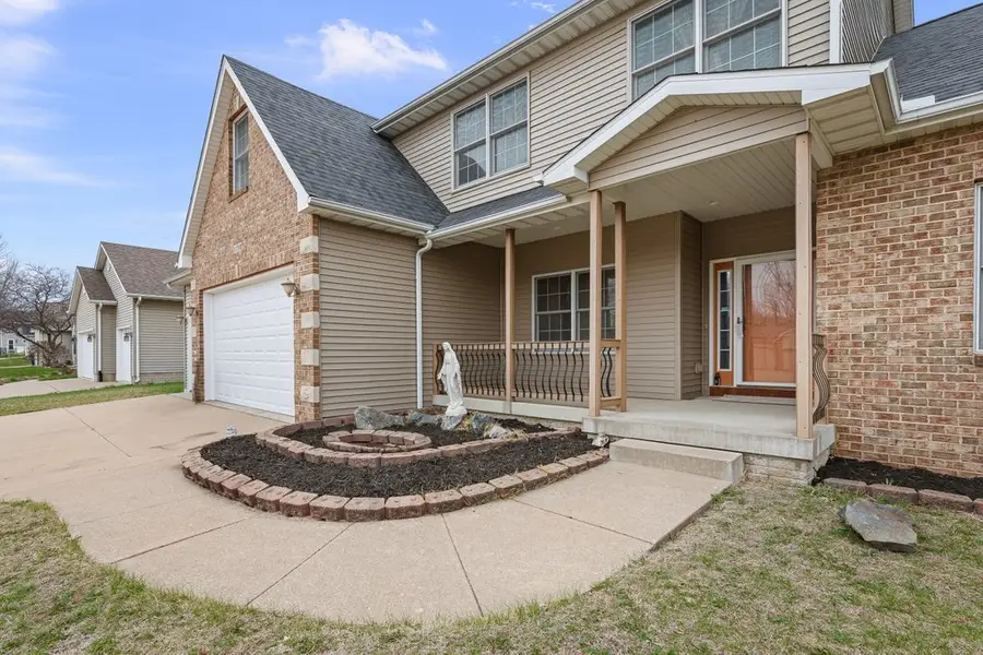 1338 W 61st Street, Davenport, IA 52806 - #3