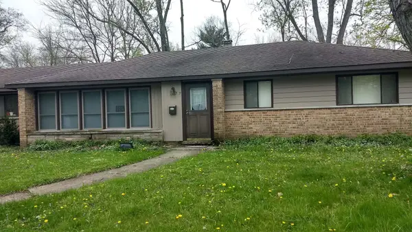 73 Blackhawk Drive, Park Forest, IL 60466