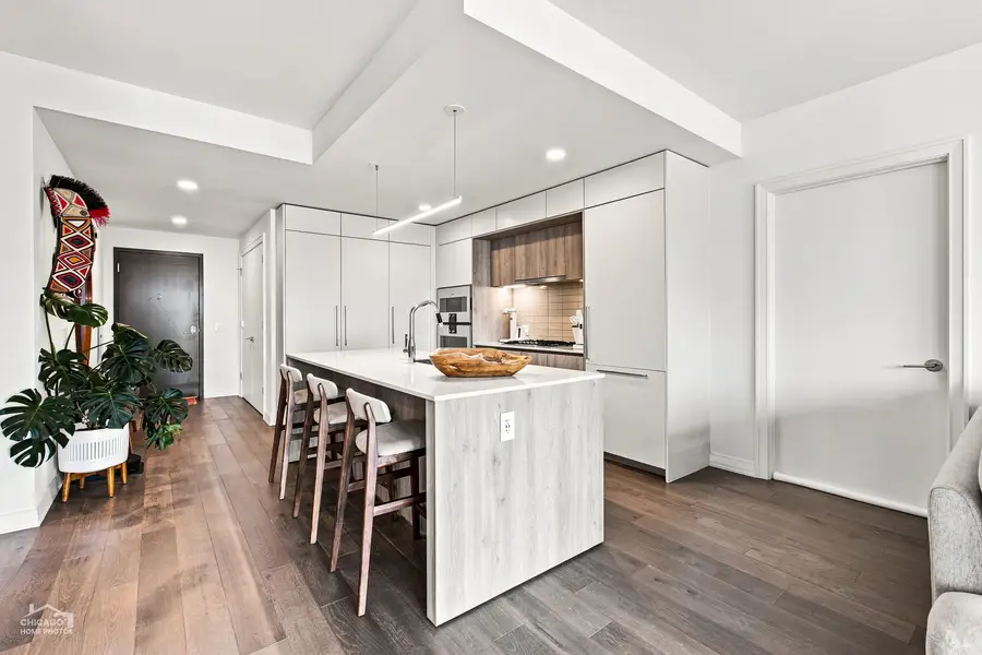 211 N Harbor Drive #3803, Chicago, IL 60601 - #3