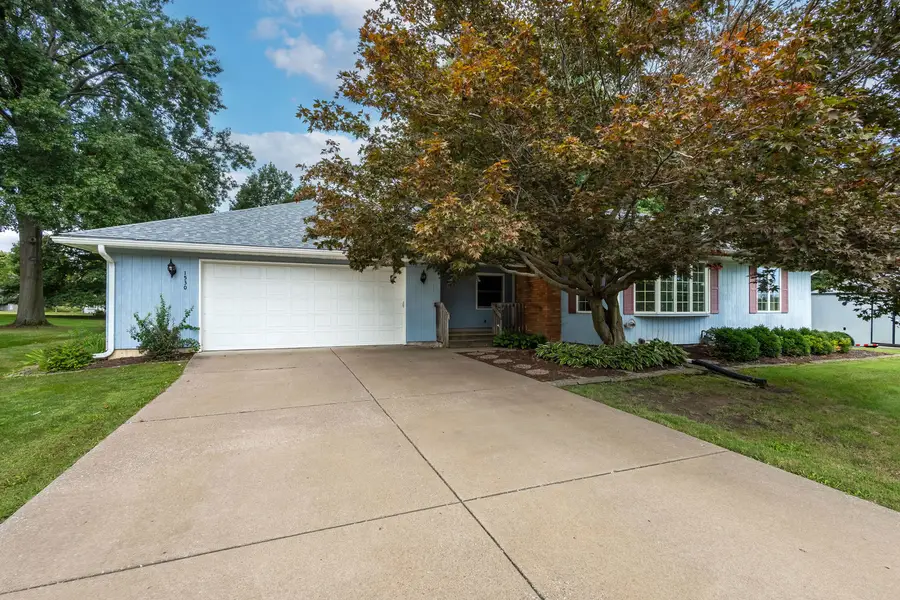 1530 29th Street, Bettendorf, IA 52722 - #3