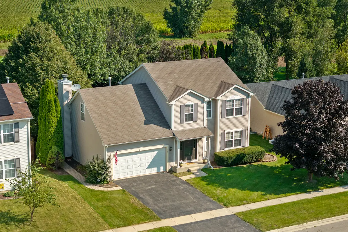 181 W Prairiefield Avenue, Cortland, IL 60112 - #1