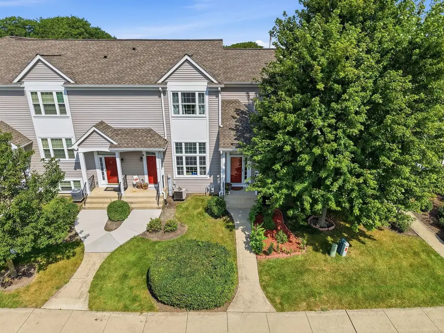 2917 Shelly Lane #2917, Aurora, IL 60504 - #3