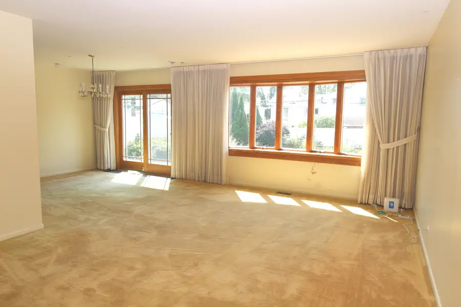 263 Norman Court, Des Plaines, IL 60016 - #2