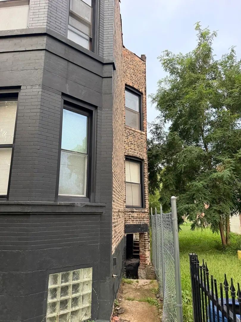6611 S Maryland Avenue, Chicago, IL 60637 - #2