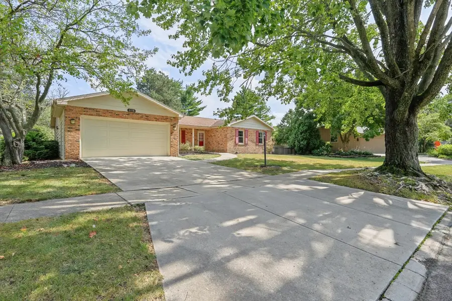 2118 Bristol Road, Champaign, IL 61821 - #2