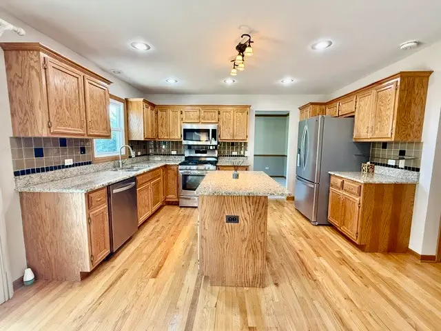 4108 Schillinger Drive, Naperville, IL 60564 - #3