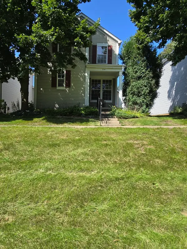 754 Golden Oak Circle, Crystal Lake, IL 60014