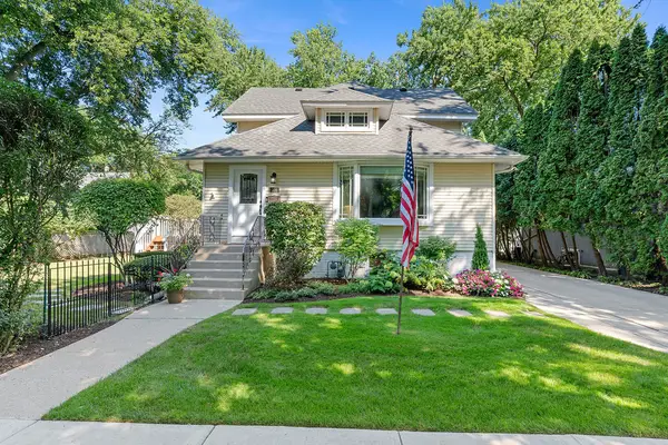 216 4th Street, Wilmette, IL 60091