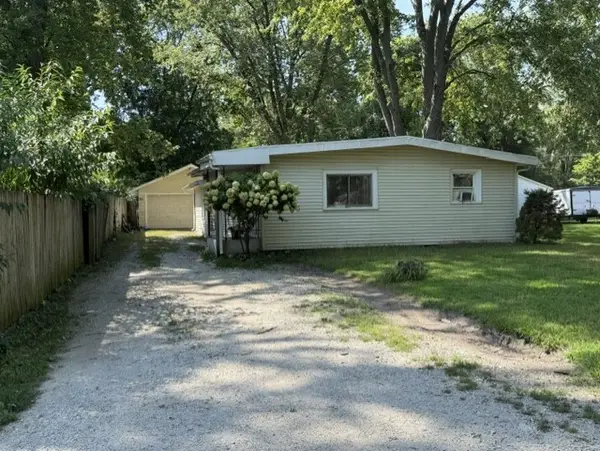 1383 Pearl Street, Aurora, IL 60505