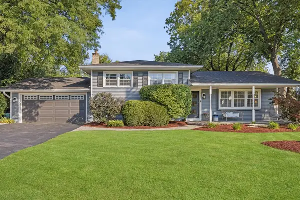 342 Janet Avenue, Darien, IL 60561