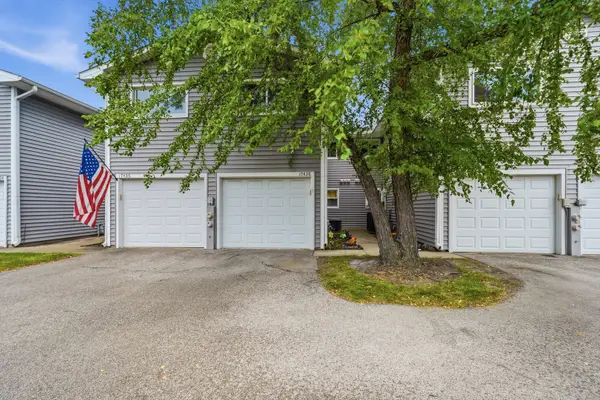 17438 W Chestnut Lane, Gurnee, IL 60031