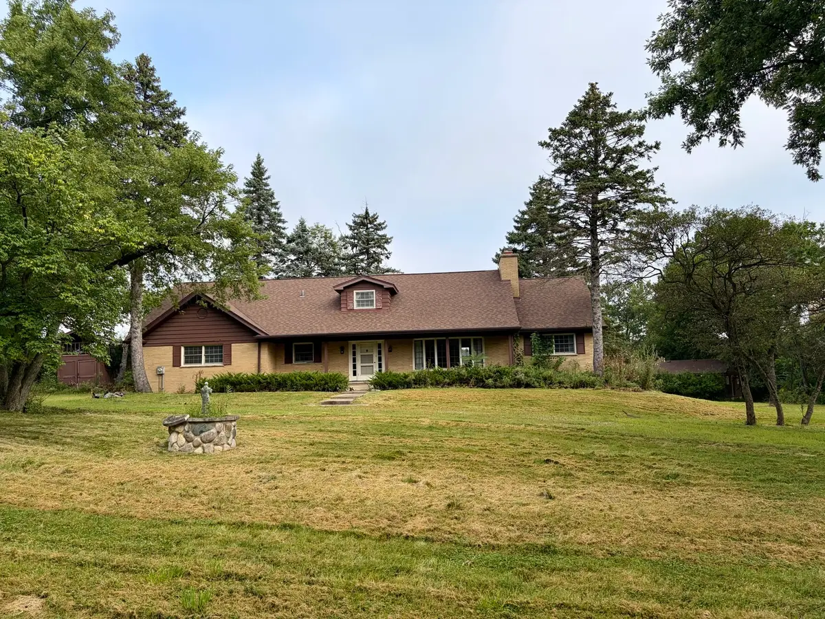 138 Breakenridge Farm Road, Oak Brook, IL 60523 - #1