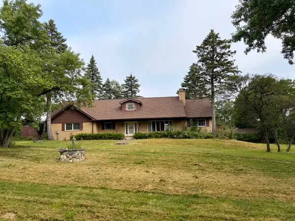 138 Breakenridge Farm Road, Oak Brook, IL 60523