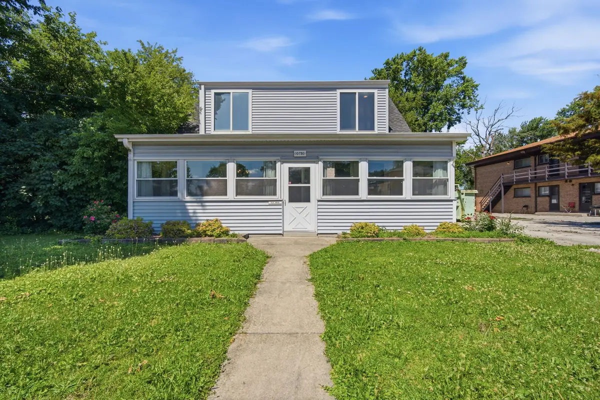 10730 S Ridgeland Street, Worth, IL 60482 - #1
