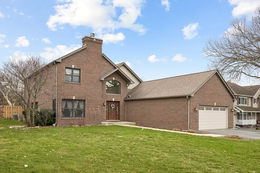 23w531 W Walnut Street, Roselle, IL 60172 - #3