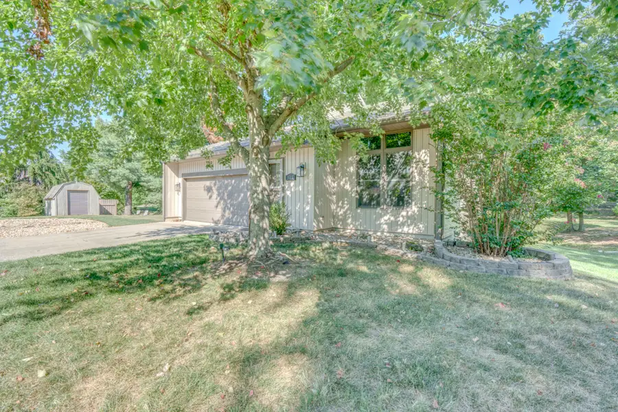 412 Jay Drive, Mount Vernon, IL 62864 - #3