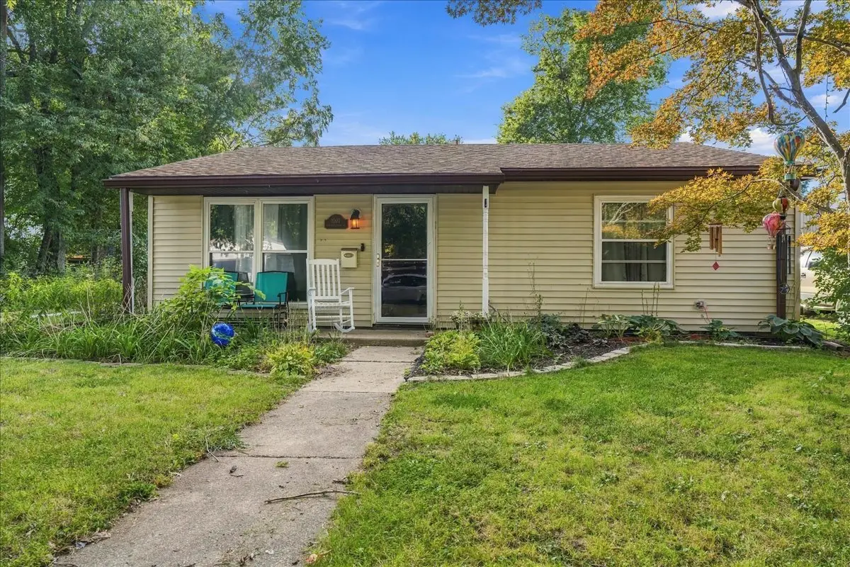 1007 S Livingston Street, Bloomington, IL 61701 - #1