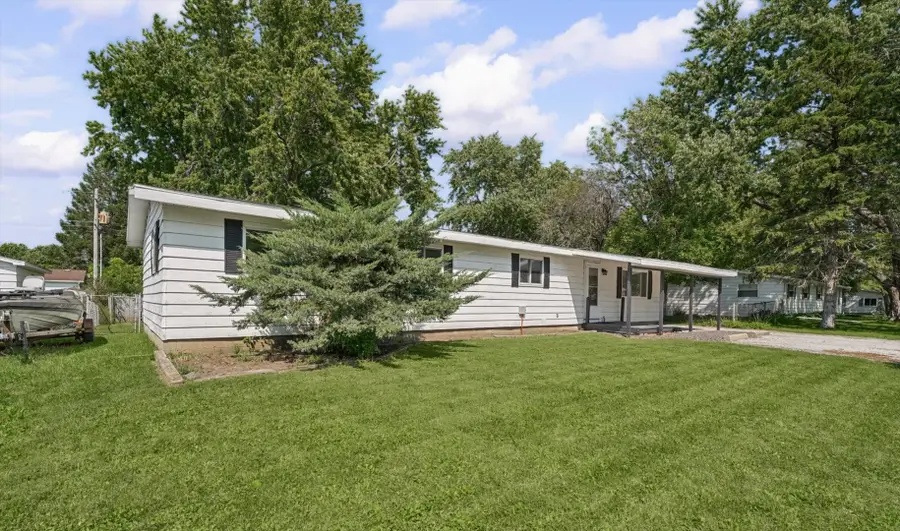 702 W Park Street, Thomasboro, IL 61878 - #3