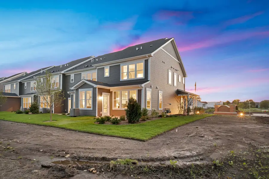 2306 Horseshoe Circle #08903, Naperville, IL 60564 - #3