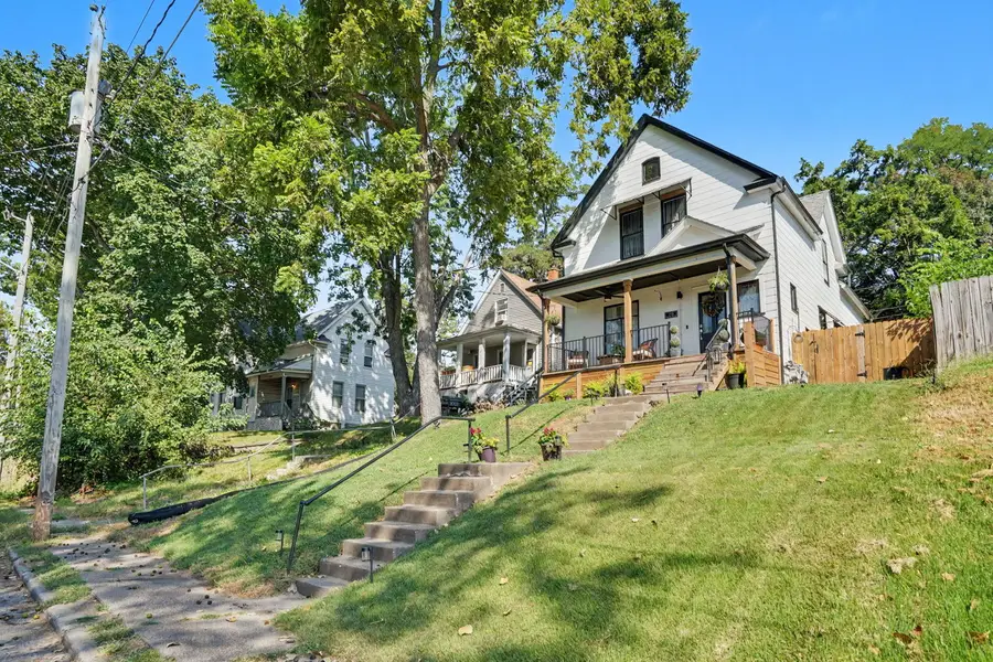 1718 W 9th Street, Davenport, IA 52804 - #3