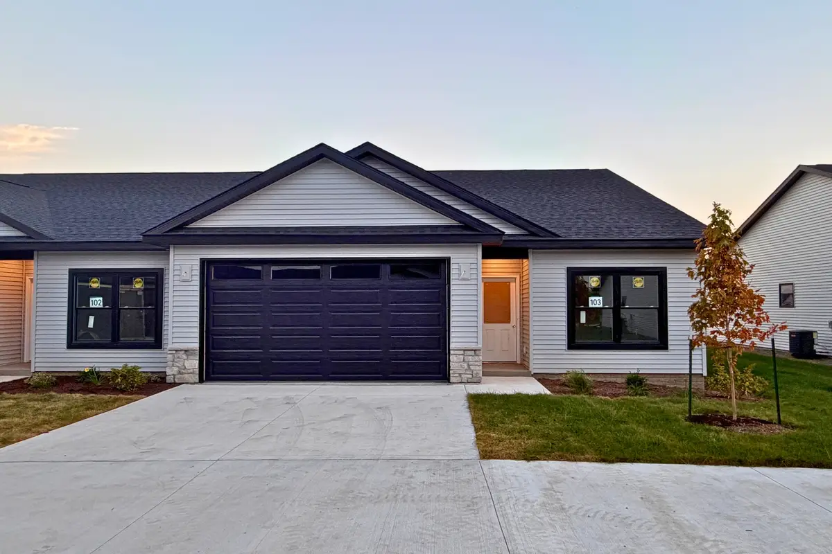 1716 Redbud Circle #103, Eldridge, IA 52748 - #1