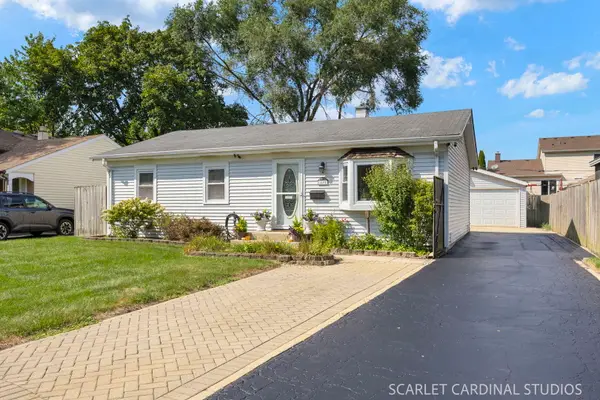 1691 Charles Drive, Glendale Heights, IL 60139