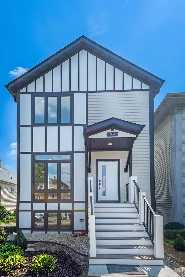 4945 W Berenice Avenue, Chicago, IL 60641